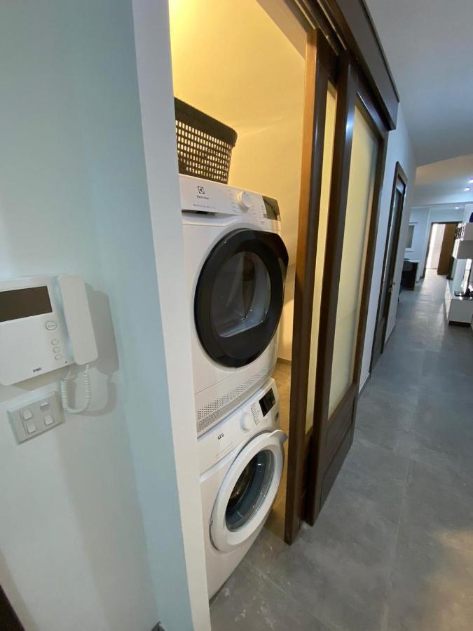 Gzira Two-Bedroom Apartment Extérieur photo